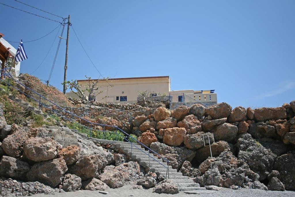 On The Beach Apartments Hora Sfakion Exterior photo